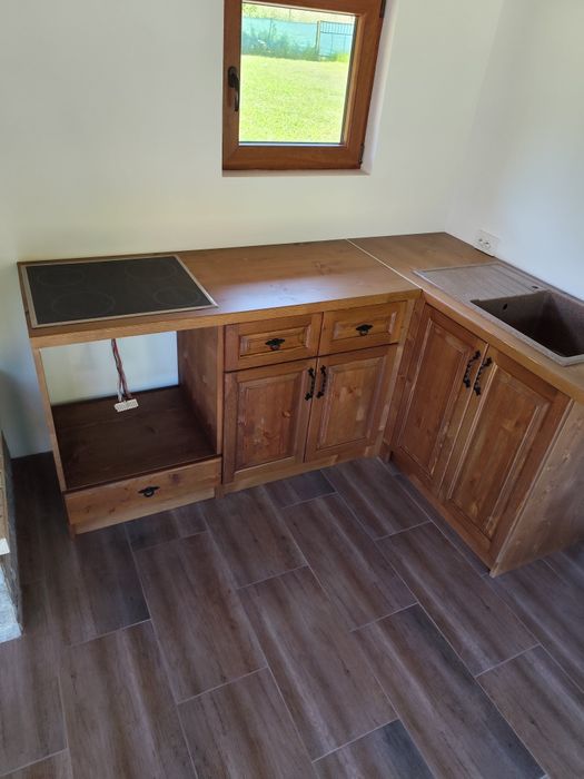 Кухненско обзавеждане