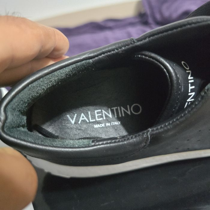 Маратонки Valentino номер 42, бели и черни