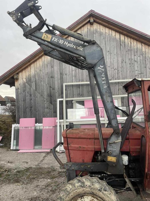 Tractor U 445 DT cu incarcator frontal