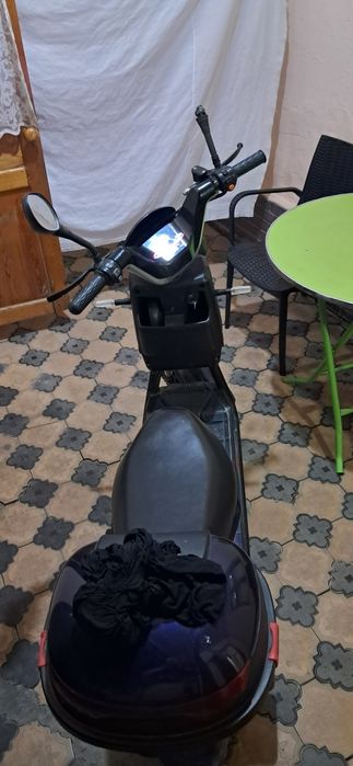 Elektro skuter sotiladi