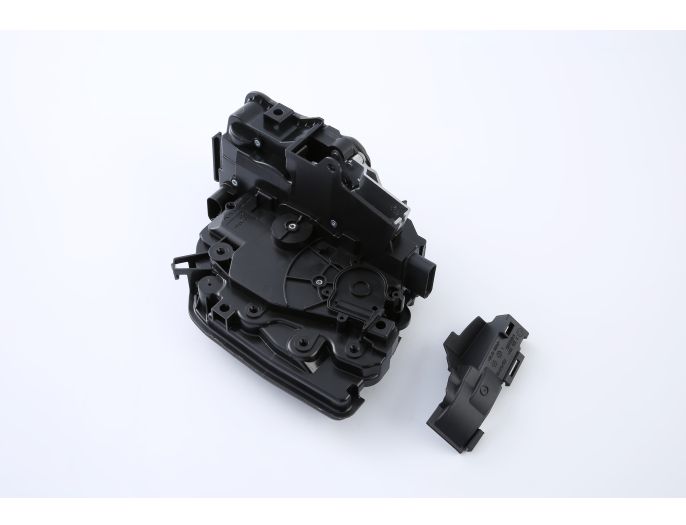 Broasca, incuietoare usa fata BMW Seria 7 (G11/G12), 2015-2022, X5 (F15/F85), 10.2013-03.19, X6 (F16), 01.2014-12.2019, partea stanga, pentru vehicule cu functie de inchidere usoara
