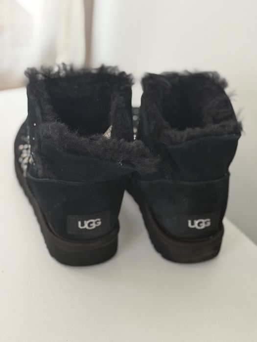 Ugg moderne si comode, originale