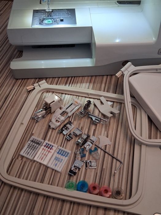 Masina de brodat-cusut