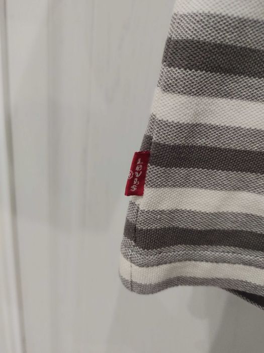 Levi's поло. Премиум. Размер S.