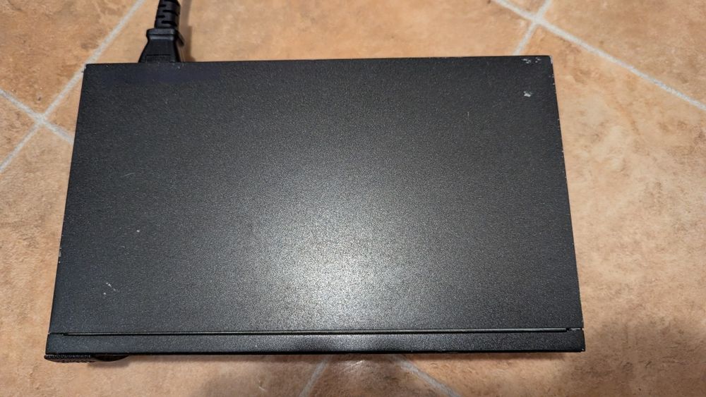 Switch Zyxel ES1100-24E