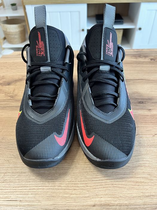 Nike G.T. Jump Academy