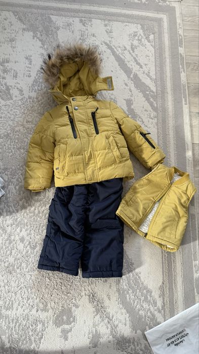 Продам детский комбинезон