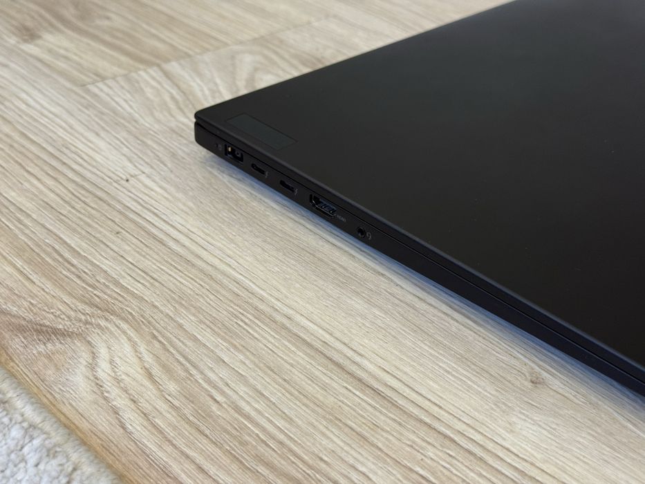 16’ 2.5K 165Hz Core i7-12800H  Lenovo Thinkpad P1 Gen 5  RTX A2000 8GB  32B DDR5  512GB SSD
