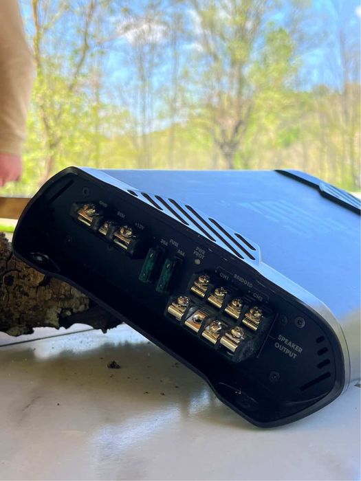 Усилвател JBL 1000w