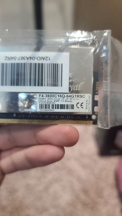 Оперативная память  Trident Z Royal[1X16GB] DDR4 3600MHz
 1X16GB] DDR4