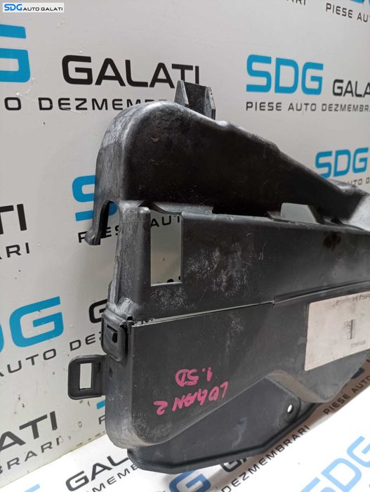 Capac Plastic Distributie Motor Dacia Duster 1.5 DCI 2010 - 2018 Cod 135630596R 135630596 [M4875]