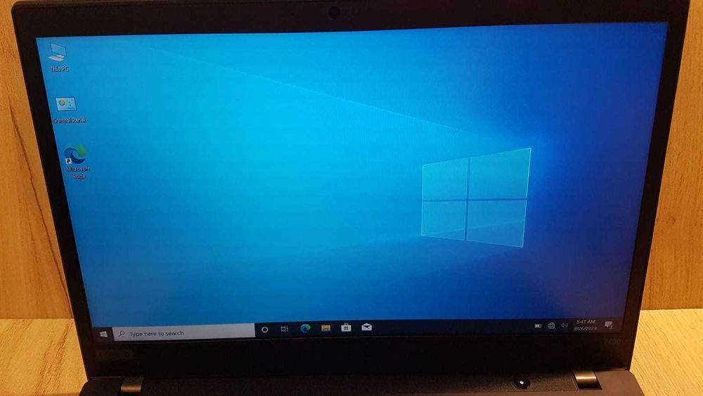 Lenovo Thinkpad T490, TOUCHSCREEN, Intel Core i5-8365U, IMPECABIL
