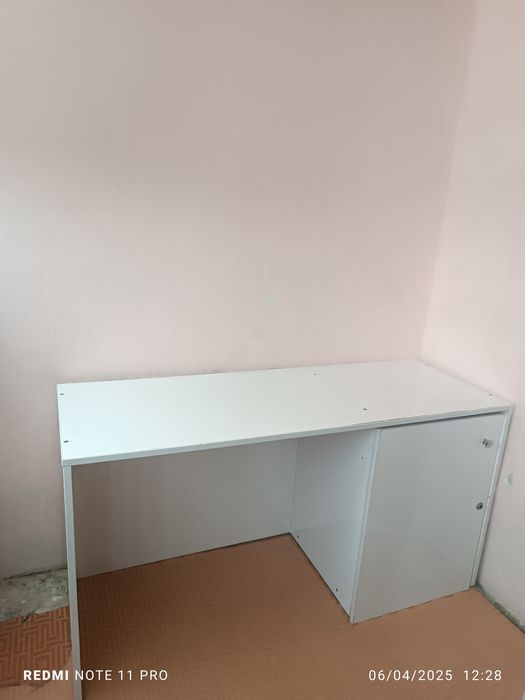 Ish stoli va xontaxta sotiladi