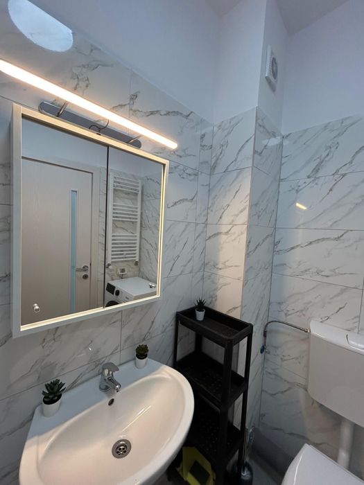 Garsoniera noua de inchiriat