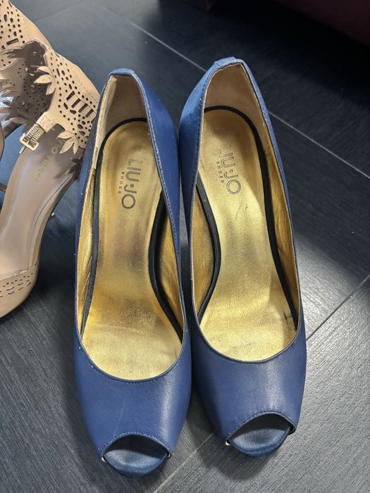 Дамски средно високи токчета