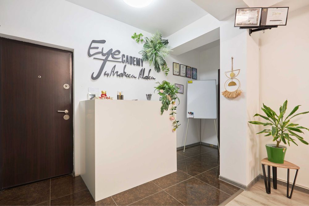 Post cosmetica , make up ,extensii gene