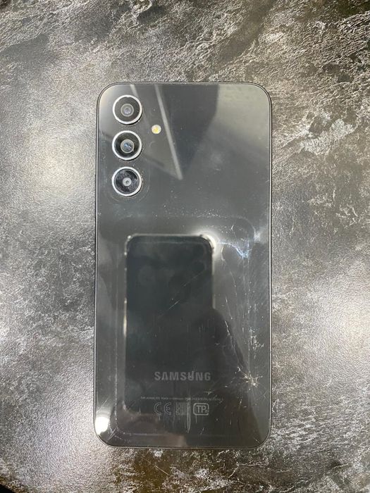 Продам сансунг а54 124гб