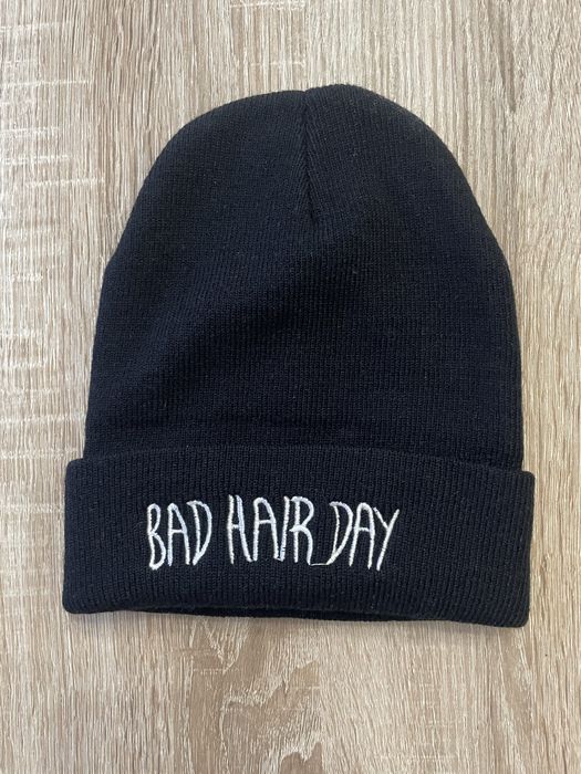 Шапки, ръкавици и шалове на цена от 10 лв.