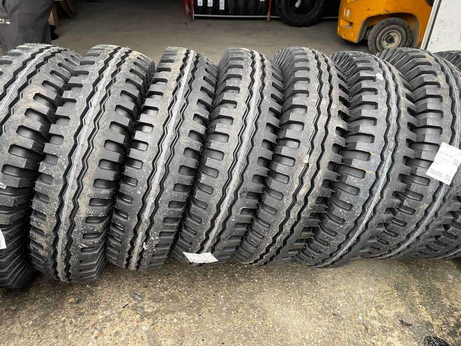 Anvelope noi 9.00-16 cu 12 pliuri pentru remorca marca OZKA