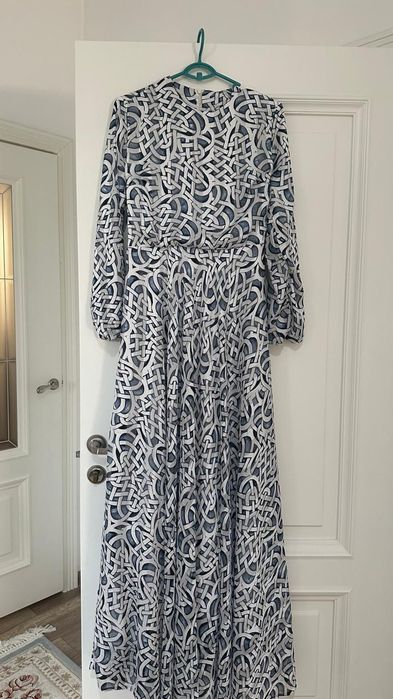 Продаю шикарное платье!