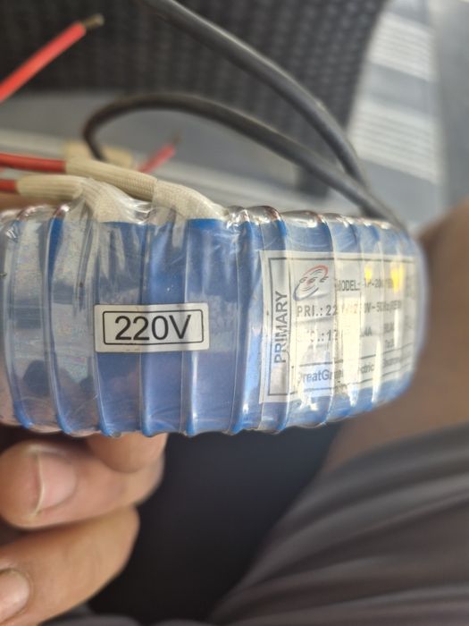 Transformator toroidal 220v / 12v