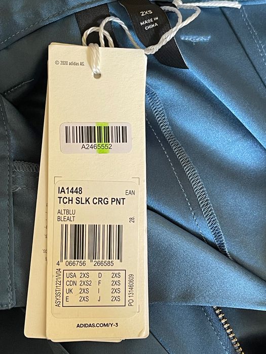 Yohji Yamamoto Y-3 pantaloni cropped cargo matase