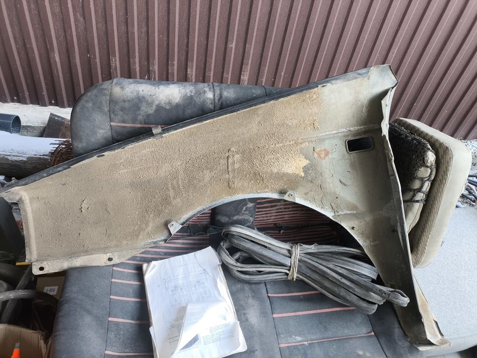 Крыло Фольксваген пассат wv Passat б3