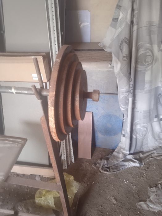 Лежак со штангой