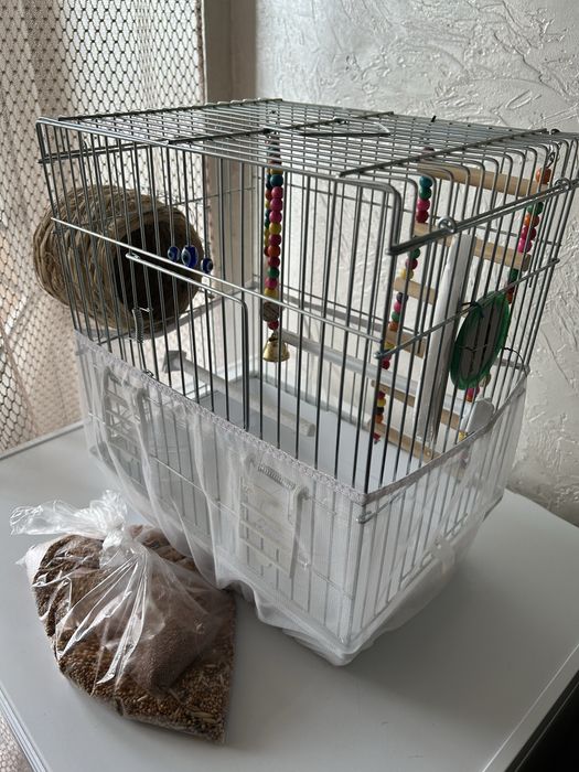 Продам клетку для попугая