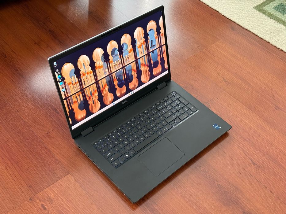 17.3’FHD IPS/RTX A3000 12GB/Dell Precision 7770/i9-12950HX/64GB/512GB