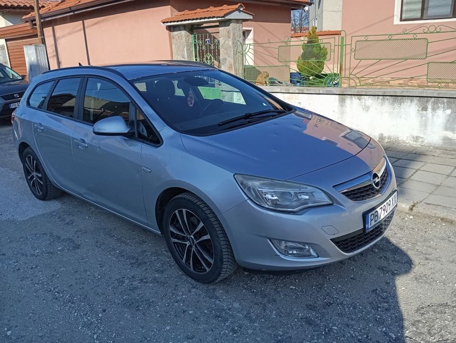 Opel Astra J Sport Tourer
