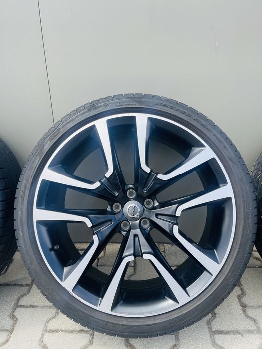 Джанти VOLVO XC60 / XC90 -  22” с гуми Pirelli P Zero 265/35/22