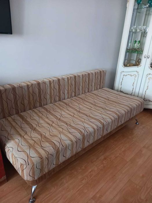 Диван в хорошем состоянии