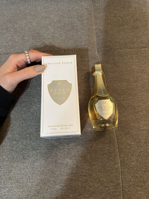 Дамски парфюми и козметика Tom Ford Hermes Versace