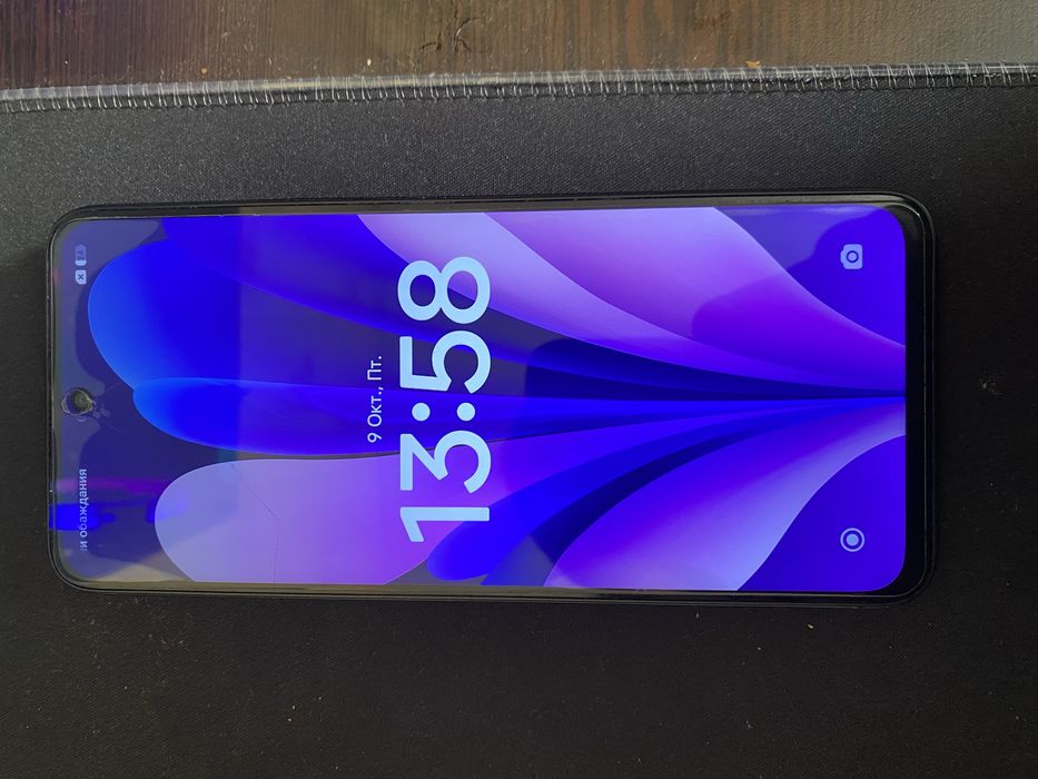 Xiaomi Redmi 13 128GB черен – работи отлично, с калъф