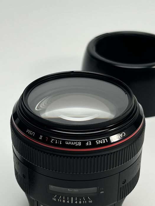 Canon EF 85mm f/1.2L II USM