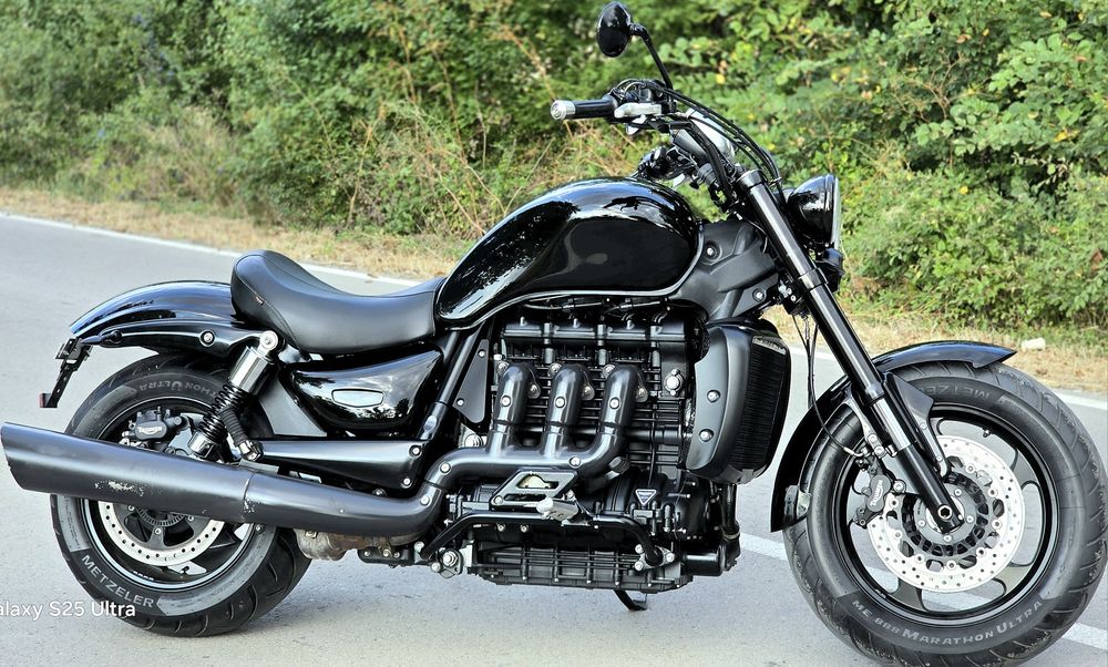 Triumph Rocket 2300cc