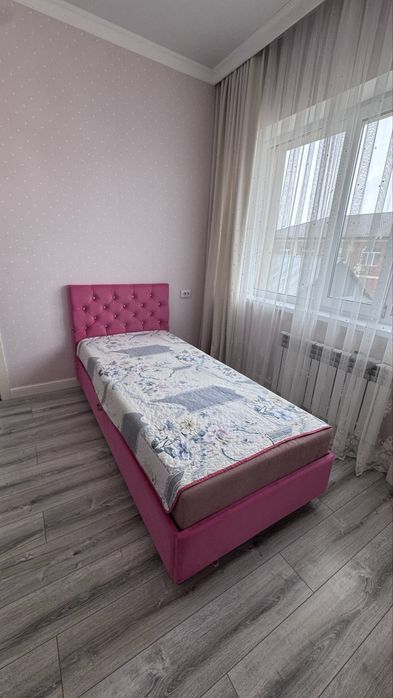 Кровать в хорошем состоянии