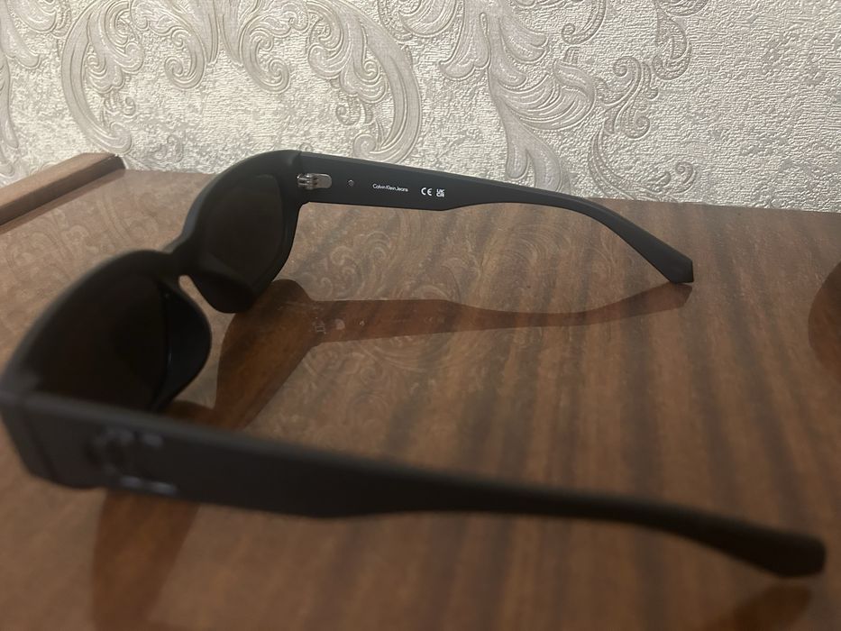 Oчки Calvin Klein