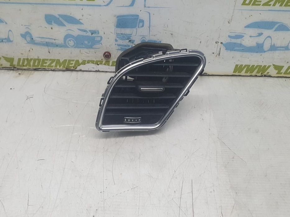 Grila ventilatie bord Audi A4 B8/8K (facelift) (2011 - 2016)cjca