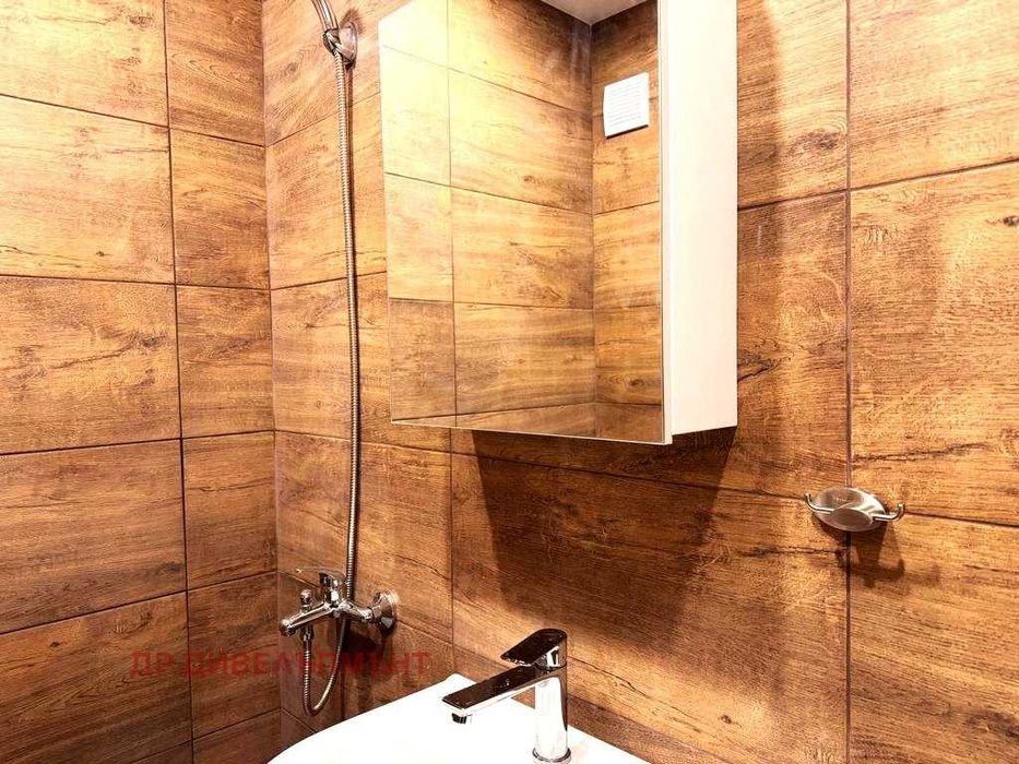 Дава се под наем Двустаен апартамент в София, Банишора - 52 кв.м за 561 € - Снимка #7