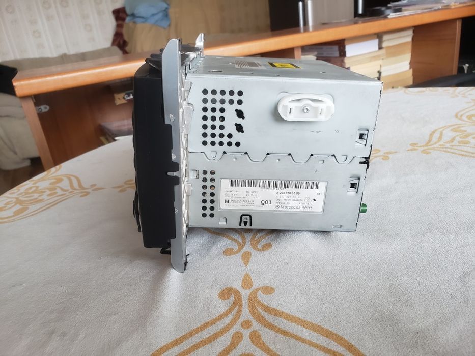 Навигация голяма Mercedes c class avangarde 2005 г.