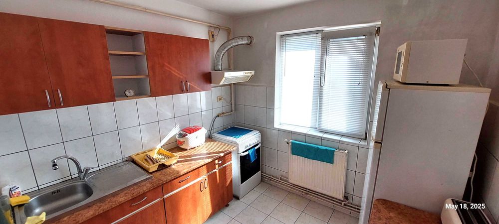 Apartament 3 camere Targoviste disponibil de inchiriat