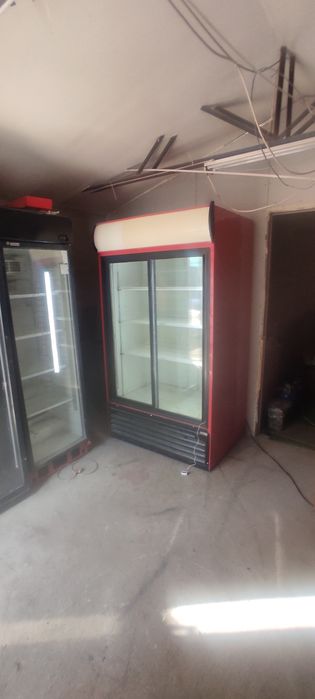 Двухдверный стеклянный холодильник с доставкой