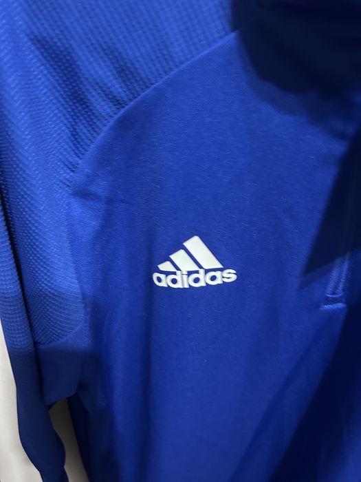 Фирменная кофта и спорт костюм