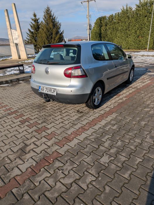 Volkswagen Golf V 5
