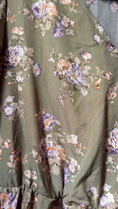 Рокля Shein зелена на цветя ХЛ XL