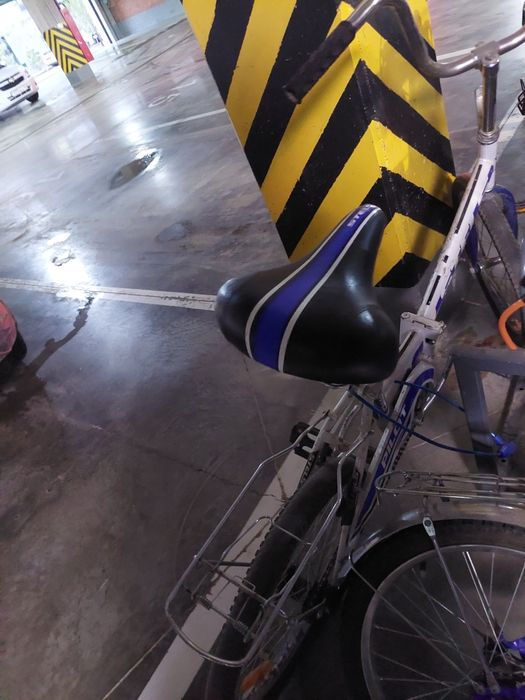 Велосипед б/у. В хорошем состоянии.