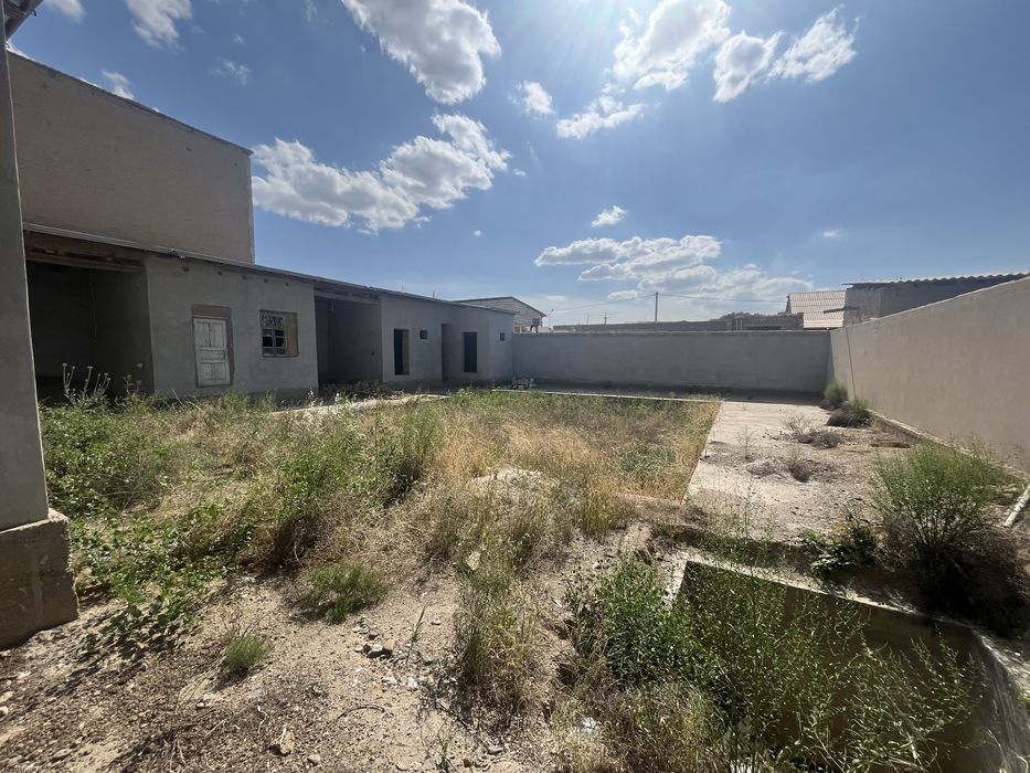 6 сотих ховли сотилади Фарход савхоз