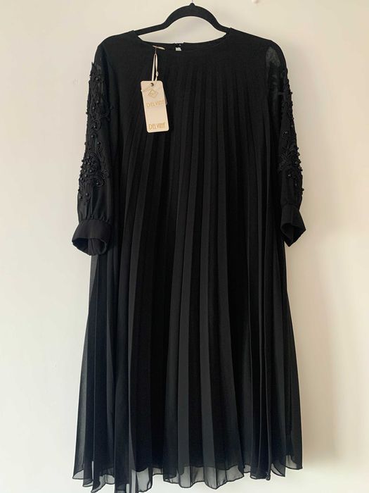 Rochie nouă de vânzare